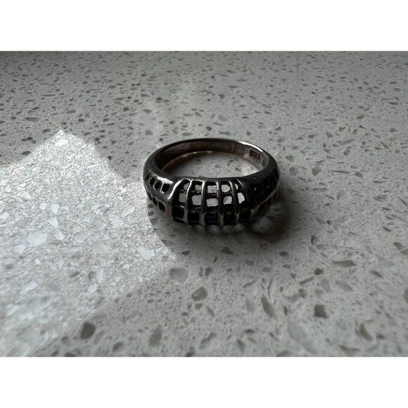 Silver Size 8 Signed MD Silver Marked 925 Ring Cage Work - Picture 8 of 8